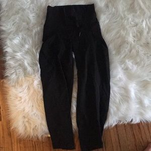 Lululemon high waisted crop